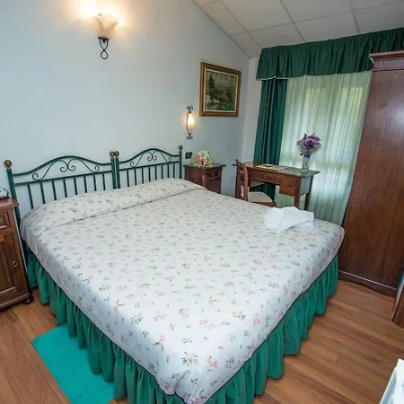 Szálloda Le Macinaie - Monte Amiata 2*