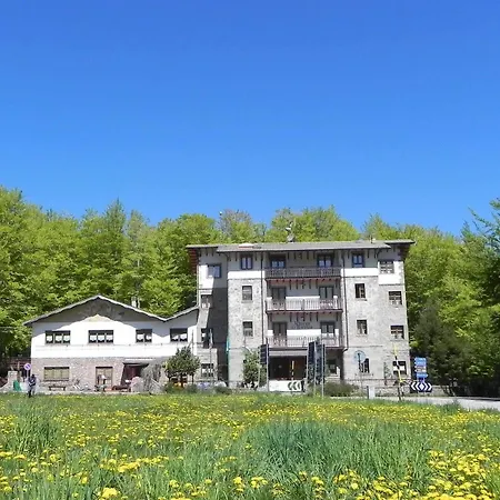 Le Macinaie - Monte Amiata Hotel Castel del Piano (Tuscany)