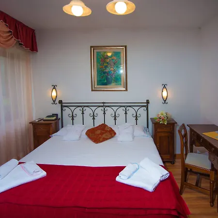 Hotel Le Macinaie - Monte Amiata 2*